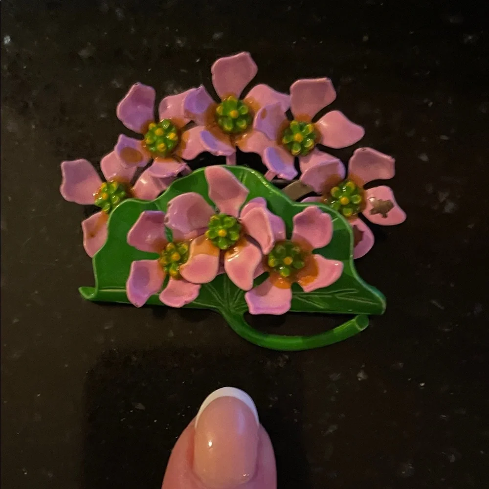 Floral Pink and Green Hippy Mod 1960’s enamel painted broch